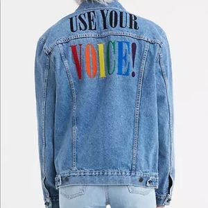 LEVI'S® PRIDE TRUCKER JACKET DENIM OVERSIZED LOOK